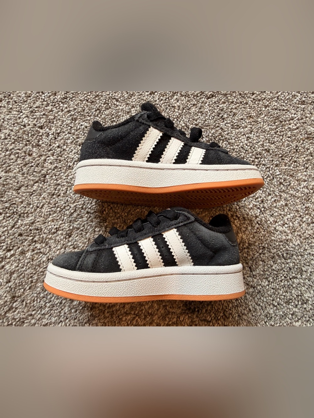 Adidas campus 00 black and white sneakers
